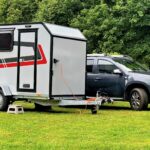 Cookie und sein Freund auf dem Campingplatz Nimseck